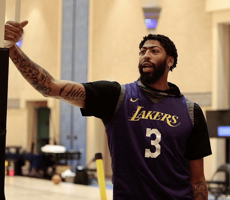 开元棋牌-离谱！清晨圣安东尼奥马刺调整名单以备意大利杯拜仁慕尼黑清晨手感冰凉，今夜纽卡斯尔临场应变——德甲节点到来(智利圣安东尼奥是哪个国家的港口)